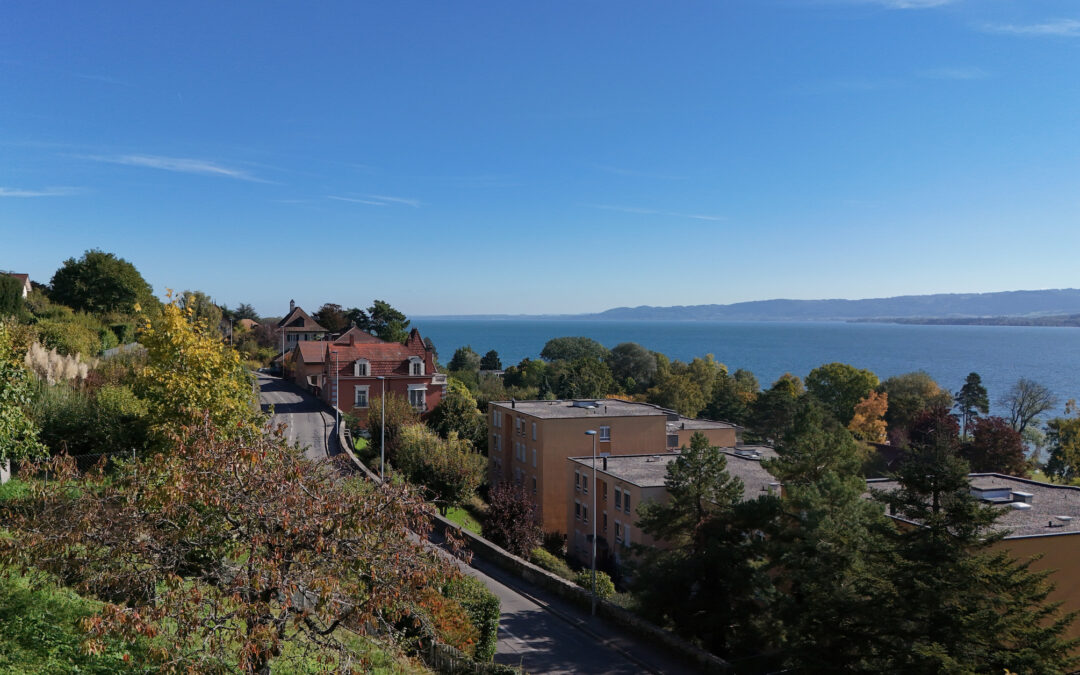 Trois perles de haut standing avec une vue magique – Livraison 2026